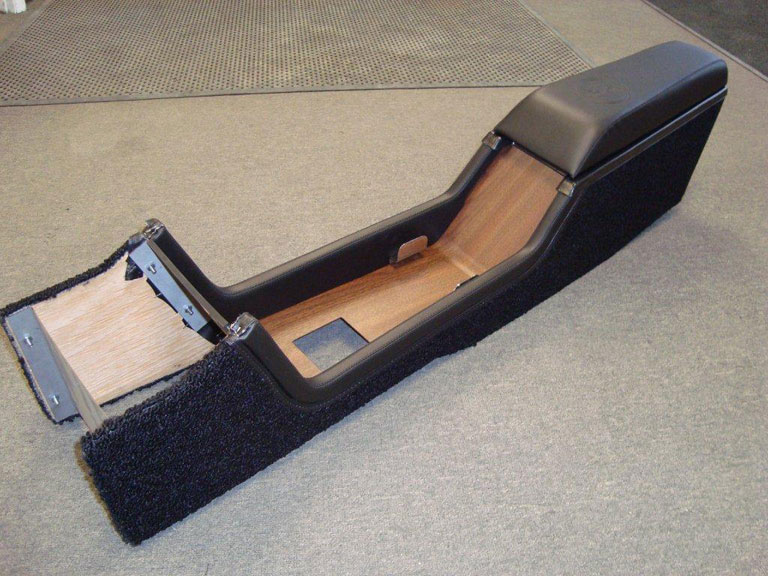 Mustang Eleanor Console